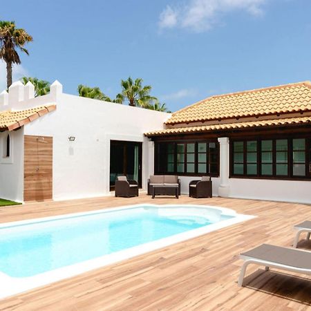 Villa Relax Deluxe Private Pool Corralejo By Holidays Home Ngoại thất bức ảnh