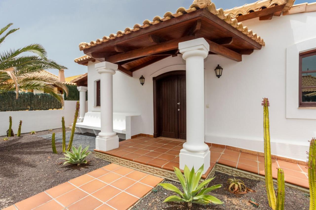 Villa Relax Deluxe Private Pool Corralejo By Holidays Home Ngoại thất bức ảnh